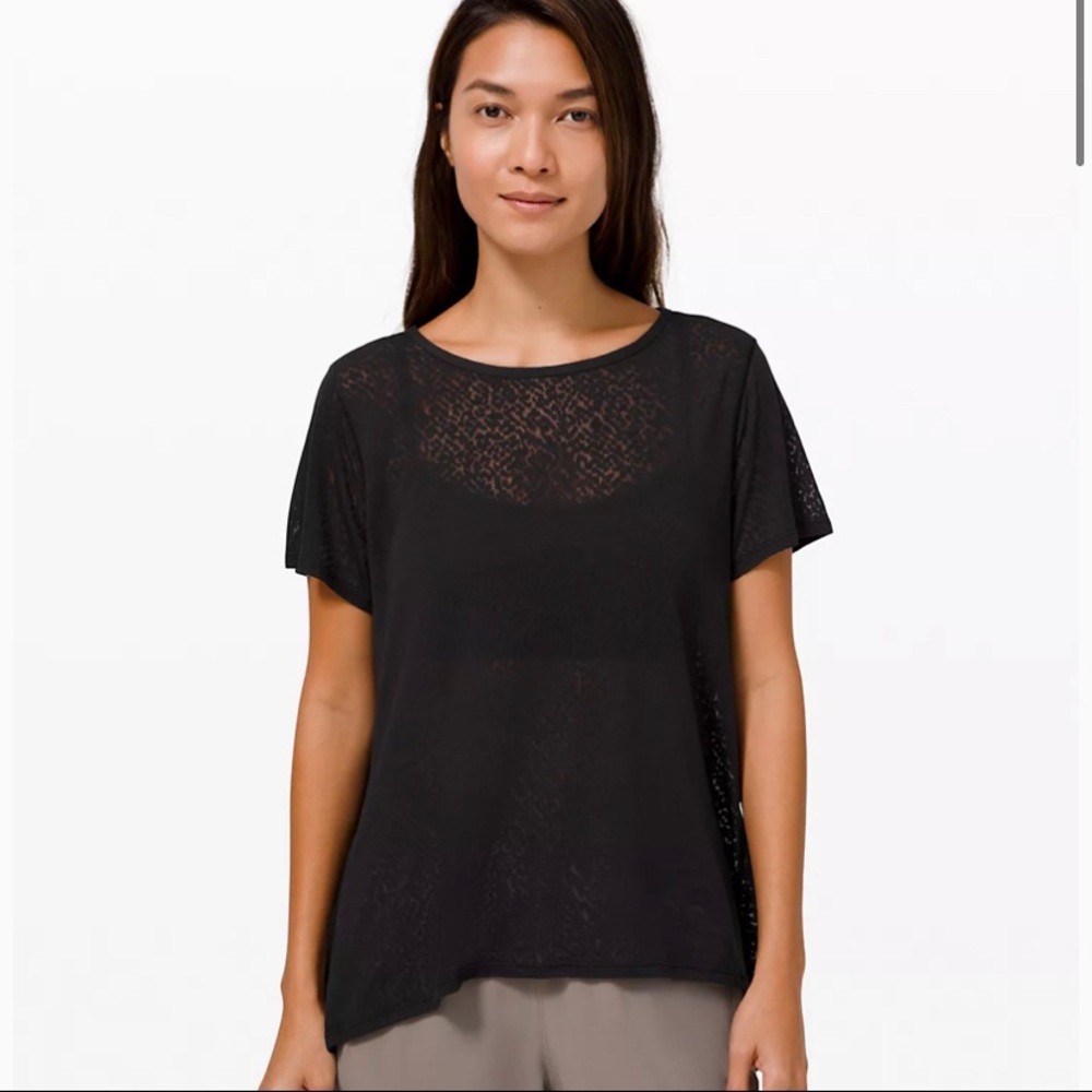 Lululemon Loop Around Tee